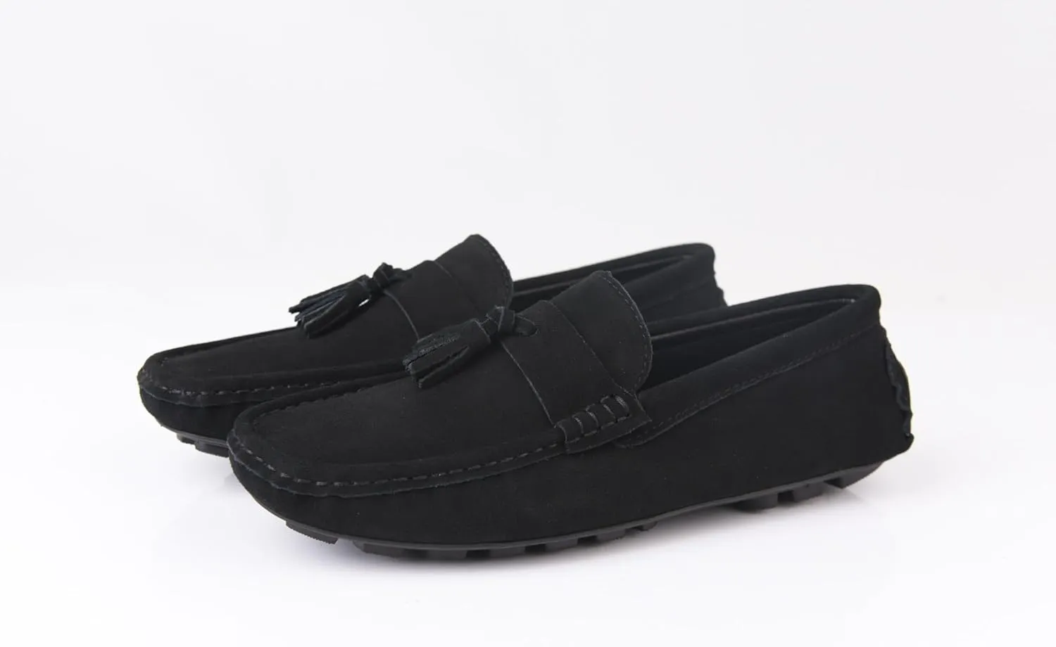New Men's Loafers Round Toe Nubuck Leather Driving Loafers with Tassel Comfortable Flexible Resistant Classic Outdoor Slip On