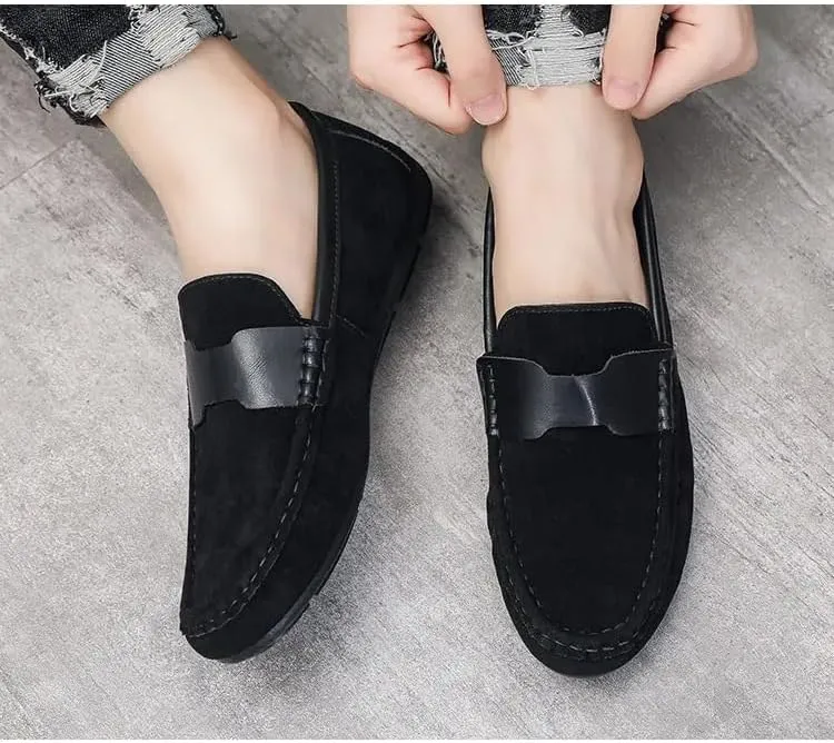 New Men's Loafers Round Toe Nubuck Leather Driving Shoes Flat Heel Comfortable Flexible Outdoor Slip-on