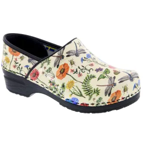 PROFESSIONAL Dahlia Leather Clogs