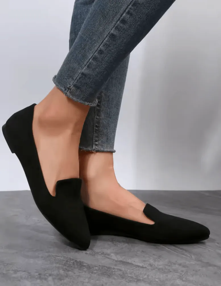 Spring & Autumn Women’s Pointed Toe Flat Walking Shoes - Casual Comfort