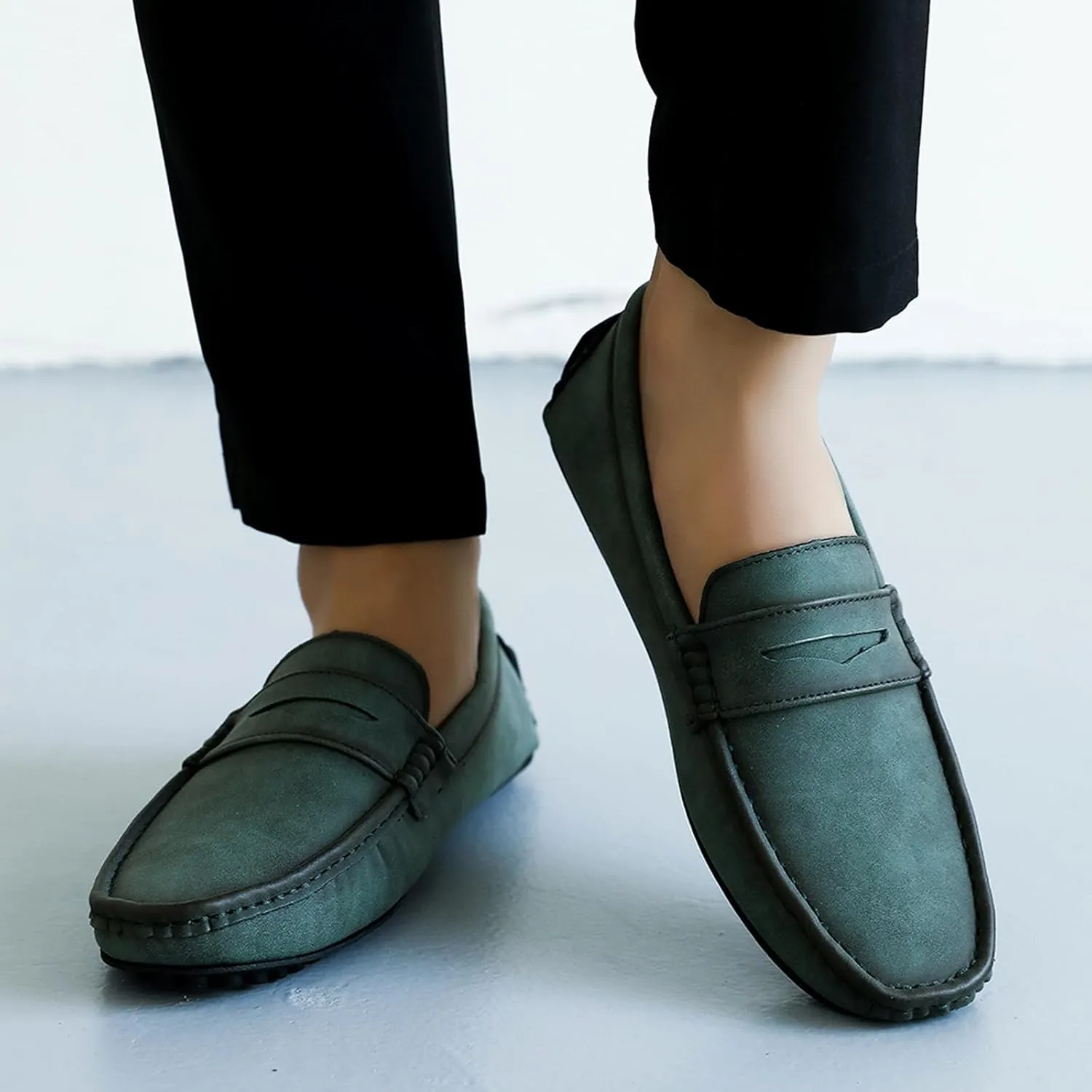 WUIWUIYU Men's Penny Loafers Moccasin Driving Shoes Slip Ons Casual Leather Flats Boat Shoes
